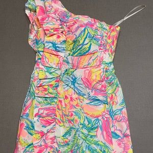 Lilly Pulitzer dress in perfect condition beberé worn